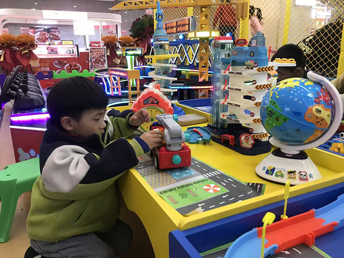 室内儿童乐园—打造欢乐王国！