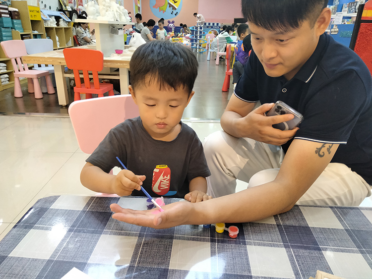 为什么90%成功的室内儿童乐园都选择了加盟？